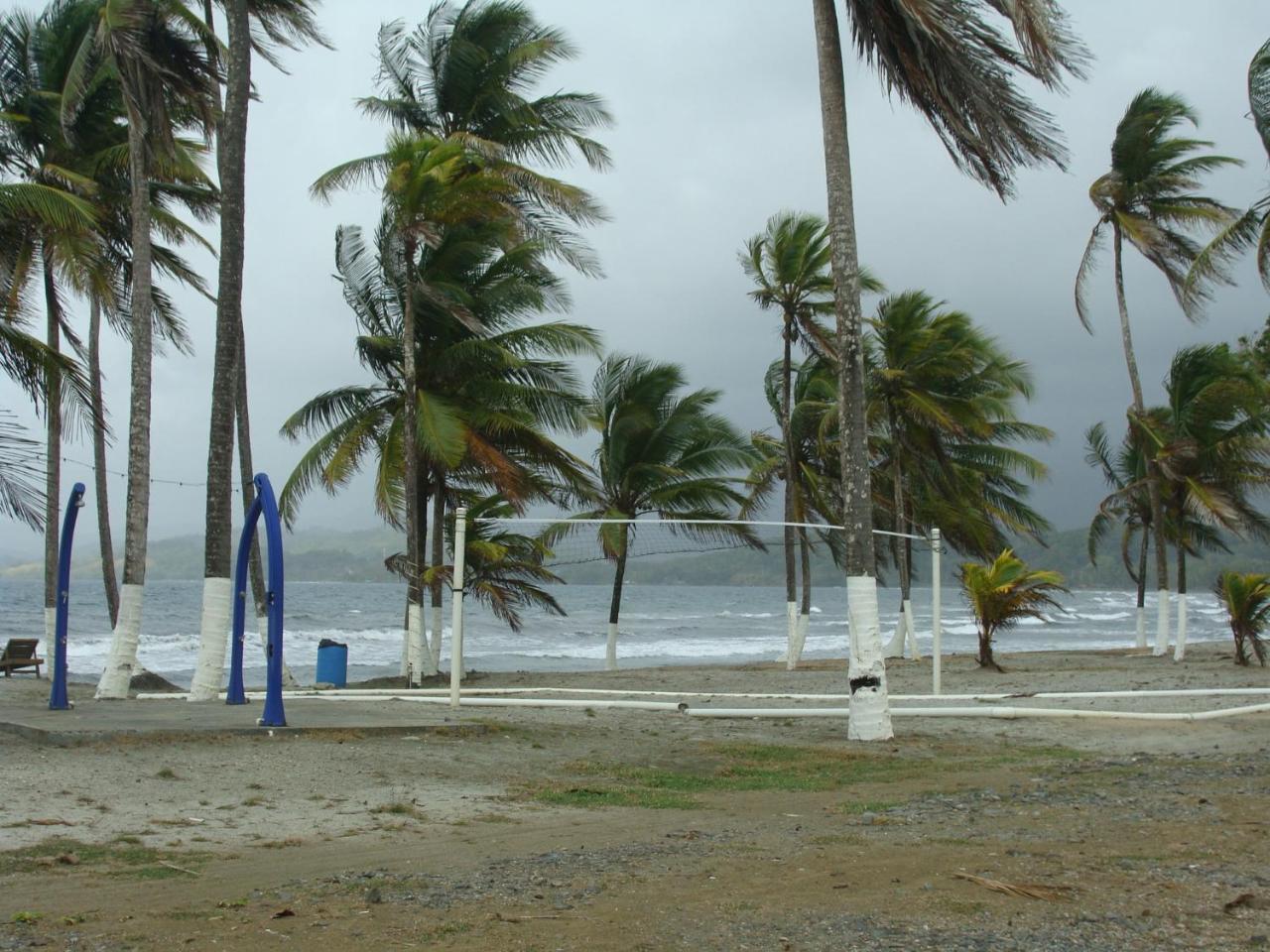 Apartamento En Balabeach Maria Chiquita In Front Of The Beach 2Hab Колон Экстерьер фото
